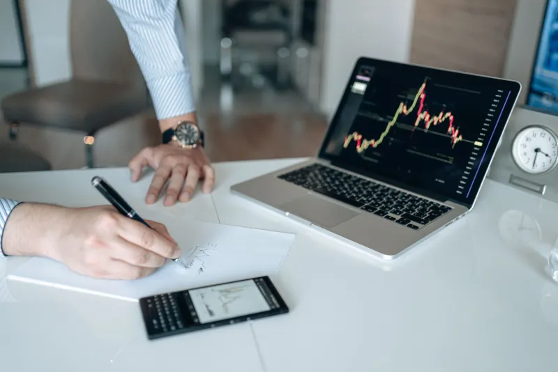 The New Narrative Edge: Why AI-Crafted Personal Statements Are Replacing the Cover Letter—And Winning