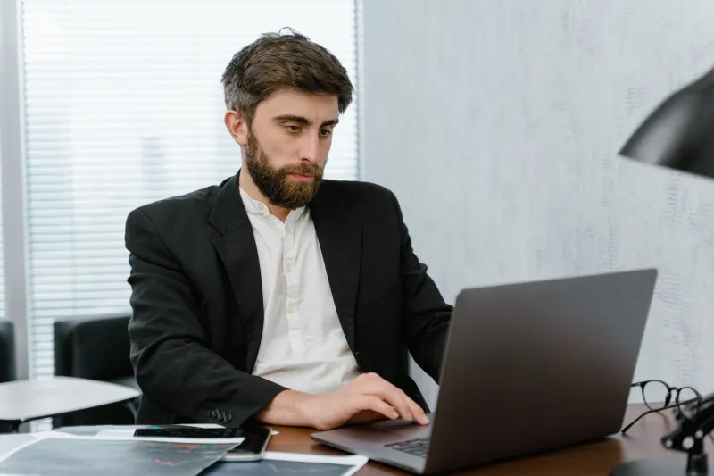 The Skills Clock Is Already Ticking: How to Use AI to See Industry Shifts Before They Reshape Hiring